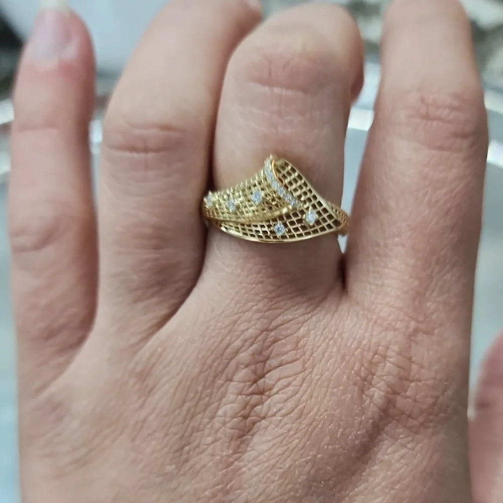 Sterling Silver (925)Elegant Gold color Ring with Diamond Accents - Picture 5 of 6